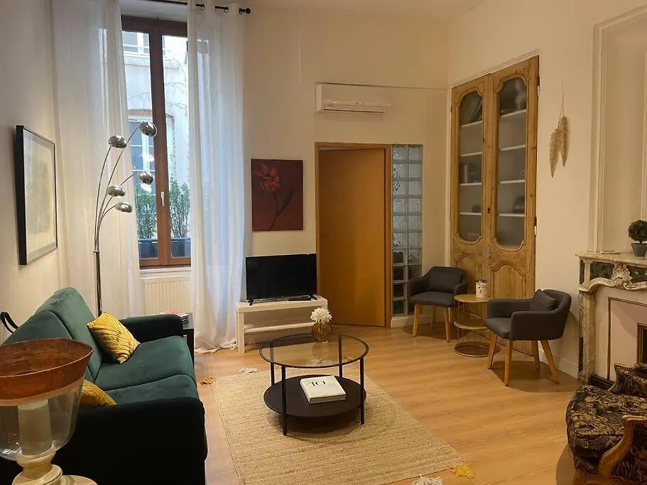Appartement Plein Centre De Lyon ! Chic Et Pratique! 0*,  France