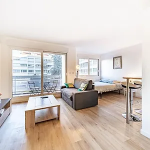  Appartement Le Petit Massena-cosy 2 Pers Balcon- Part Dieu